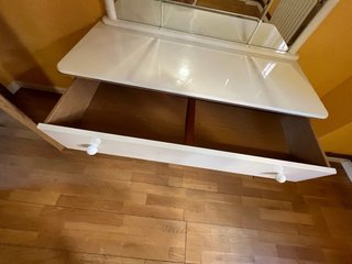 PRECIO NEGOCIABLE Cómoda blanca con espejo