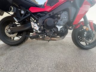 Yamaha Tracer 9 2025 Roja - 9500 km