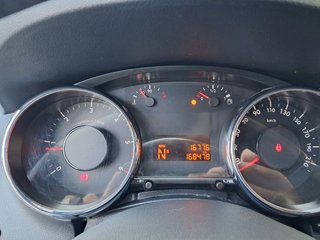Peugeot 3008 PREMIUM 1.6 HDI 110 FAP