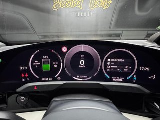 Porsche Taycan 4S