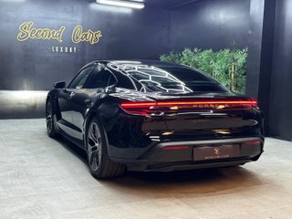 Porsche Taycan 4S