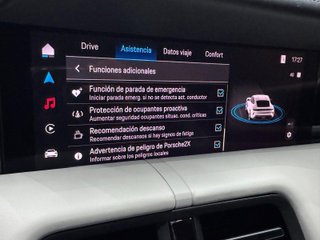 Porsche Taycan 4S