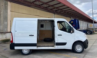Nissan NV 400 2019