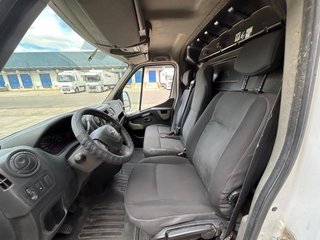 Nissan NV 400 2019