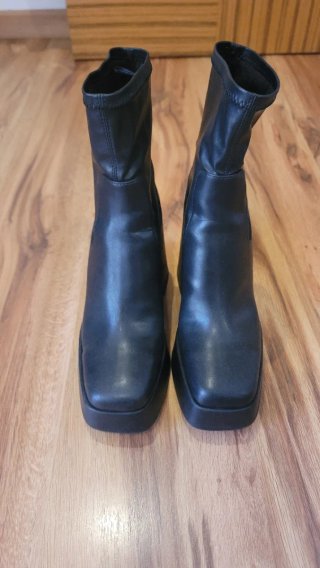 Botines Pull&Bear tacón plataforma negros