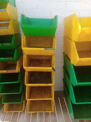 Gavetas de plástico apilables