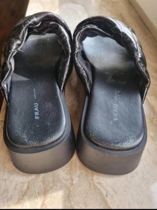 Ciabatte Frau Pelle Verniciata Nera Donna