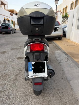Moto Agility City 125