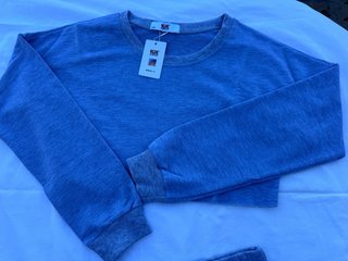 Conjunto Sudadera y Falda Gris Talla L