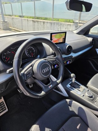 Audi Q2 2018 S-LINE