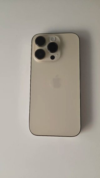 iPhone 14 Pro Negro/Dorado