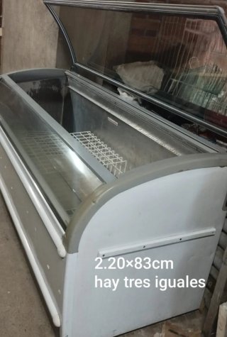 Congelador expositor 2.20x83cm