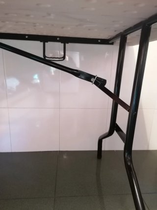 Mesa plegable resina blanca patas metal