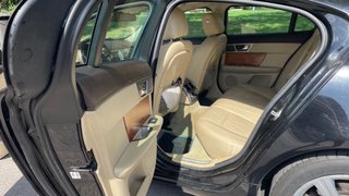 Jaguar XF 3.0 V6 Luxury