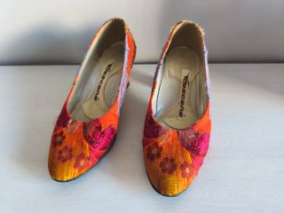 Traje de fallera naranja con 2 corpiños y zapatos