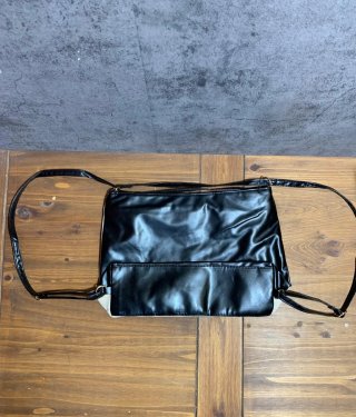 Bolso bandolera beige efecto ante