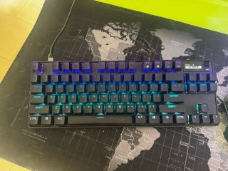 PC Gaming MSI con RGB y Monitor