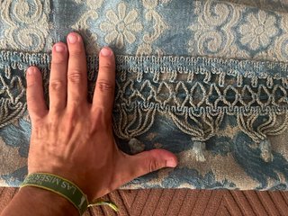 Colcha antigua beige y azul