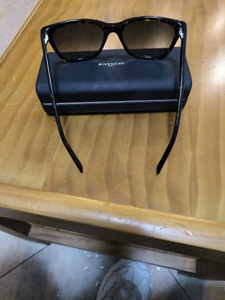 Lentes Givenchy Paris con estuche