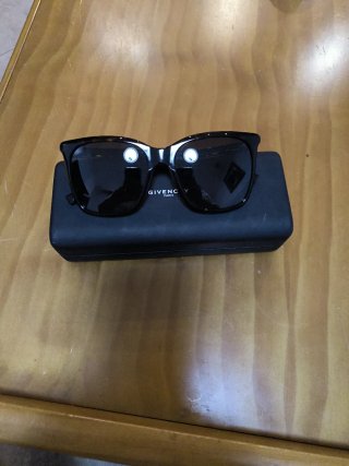 Lentes Givenchy Paris con estuche