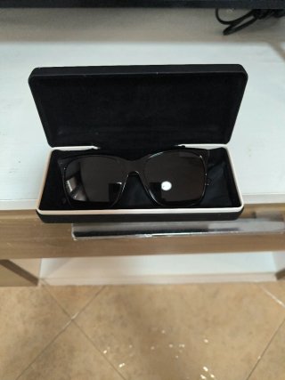 Lentes Givenchy Paris con estuche