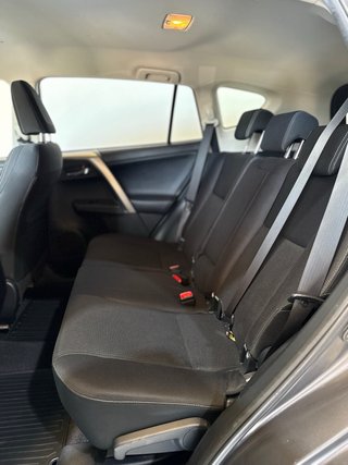 Toyota RAV4 4x4 2.2 150cv 2015