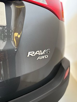 Toyota RAV4 4x4 2.2 150cv 2015