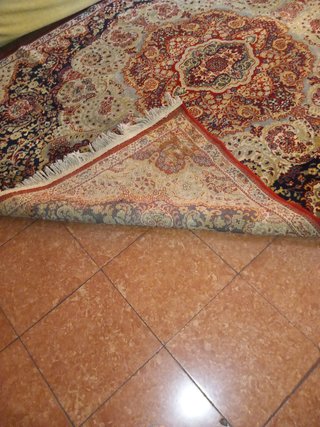 Alfombra azul y roja 1.68x2.43m