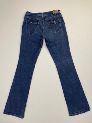 Vaquero Levi's 515 Shaping Skinny en azul oscuro