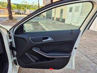 Mercedes-Benz Clase A200 AMG