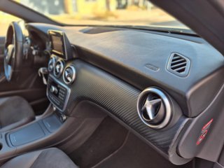 Mercedes-Benz Clase A200 AMG