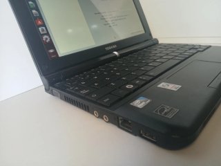 Portátil Toshiba NB200 Negro