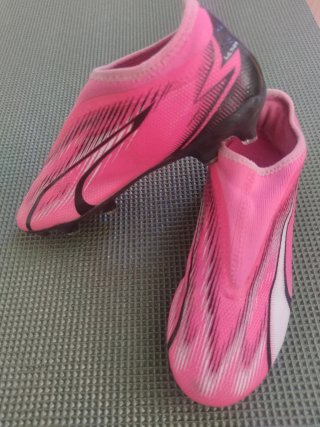 Zapatillas Fútbol Infantiles Rosa y Blanco