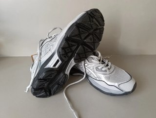 Zapatillas Asics Grises