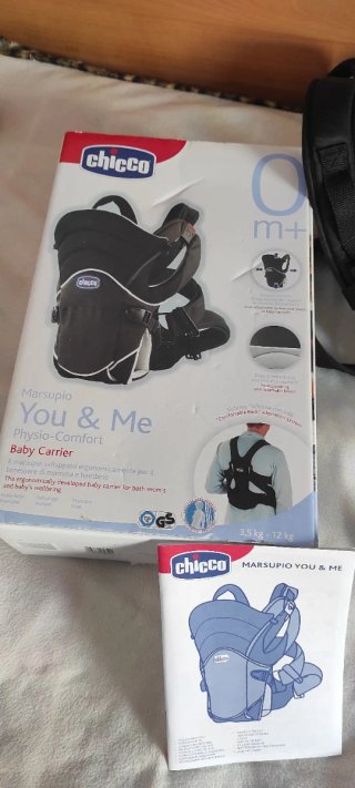 Mochila Portabebés Chicco You & Me Negra
