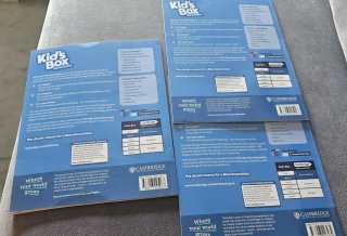 Libro y cuadernos Cambridge