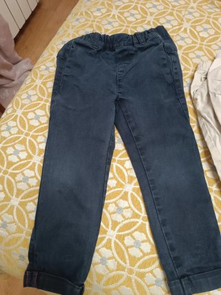 Lote de pantalones infantiles