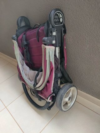 Silla Paseo Baby Jogger City Mini 3 + Saco