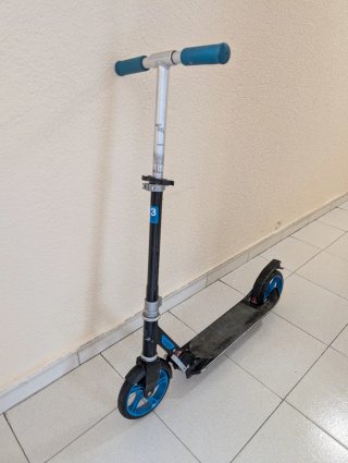 Patinete Oxelo plegable negro/azul