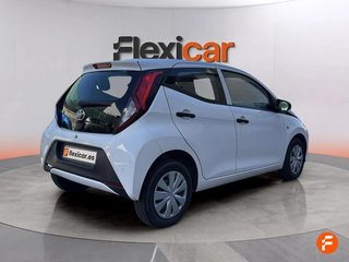 Toyota Aygo 1.0 70 x-play