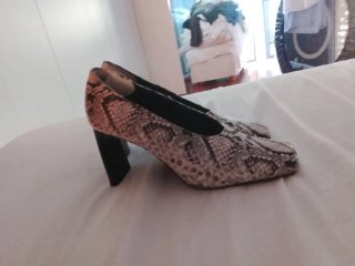 Zapatos tacón estampado serpiente