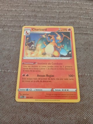 Carta Pokémon Charizard GX 890. Escucho ofertas