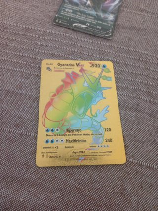 Carta Pokémon Charizard GX 890. Escucho ofertas