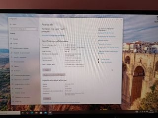 Torre PC Corsair 200 € + Monitor de regalo