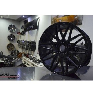 Juego de 4 Llantas 19 WRATH WF3 Black 5X120