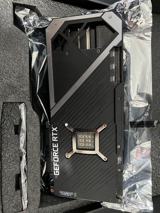 Tarjeta Gráfica ASUS ROG Strix RTX 3090 24GB
