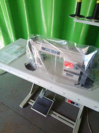 Máquina de coser industrial FOMAX