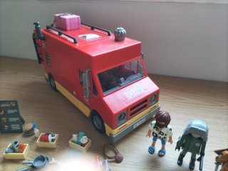 Camión de Comida Playmobil con Figuras