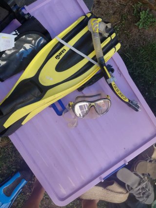 Traje de buceo SEAC capucha, aletas, gafas y tubo