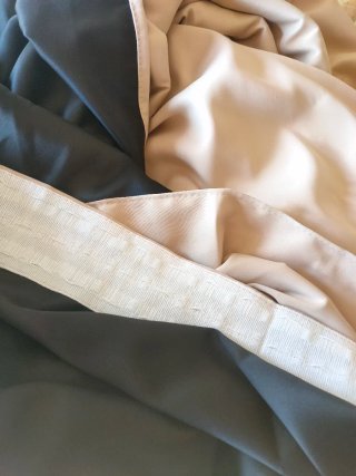 Cortina opaca Beige 300x245 con defecto